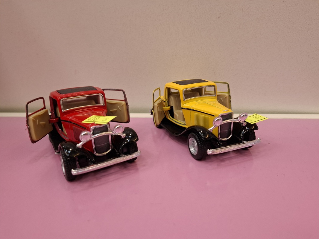 فورد 1932 کوپه کالسکه  5332 D فلزی 1:34 / Kinsmart