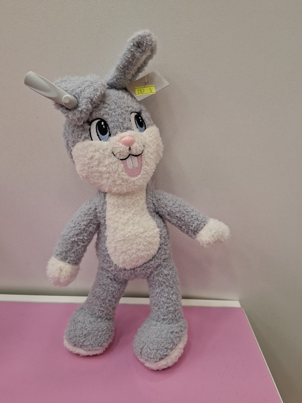 خرگوش باگزبانی 33cm - پولیش / xin yue