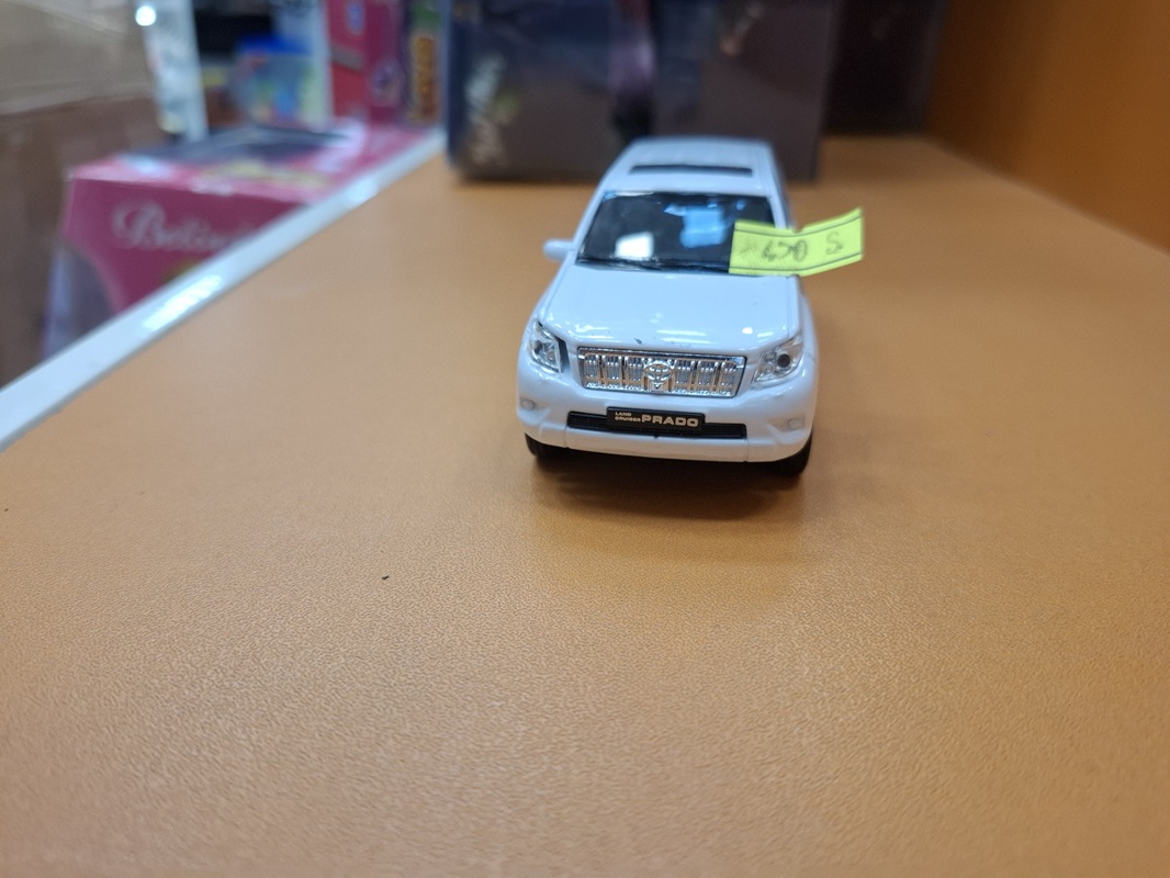 تویوتا پرادو - 43630 D - فلزی - 1:32 / Welly